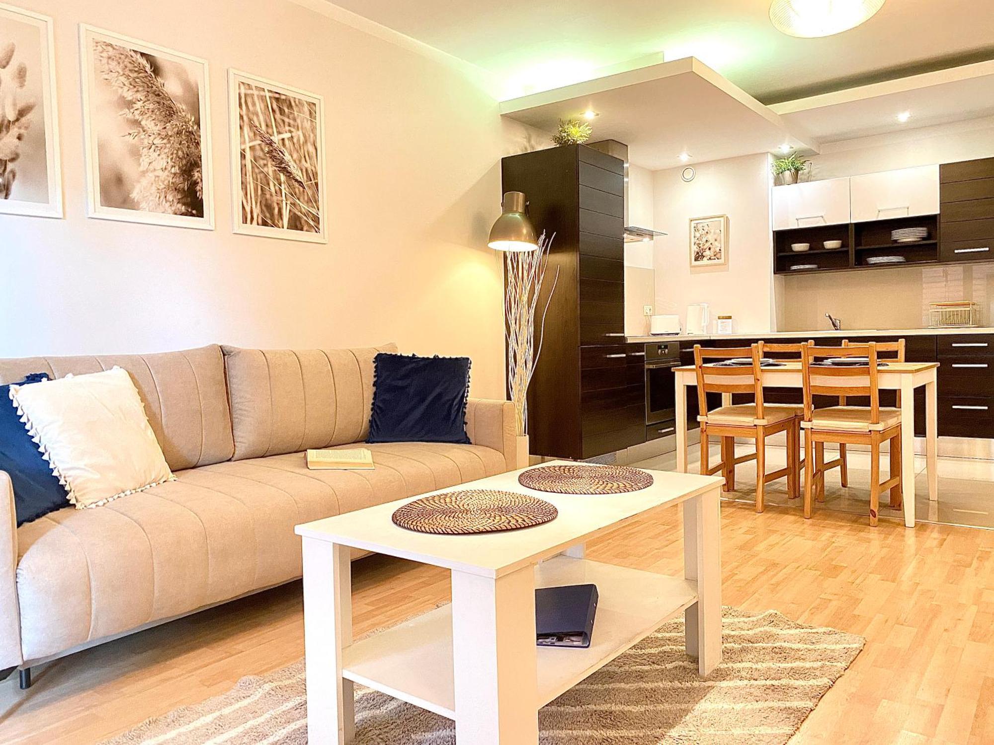 Angel Mint Apartment - Free Parking - Balcony 크라쿠프 객실 사진